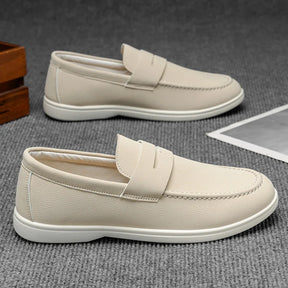 VINTAGE Loafers
