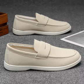 VINTAGE Loafers